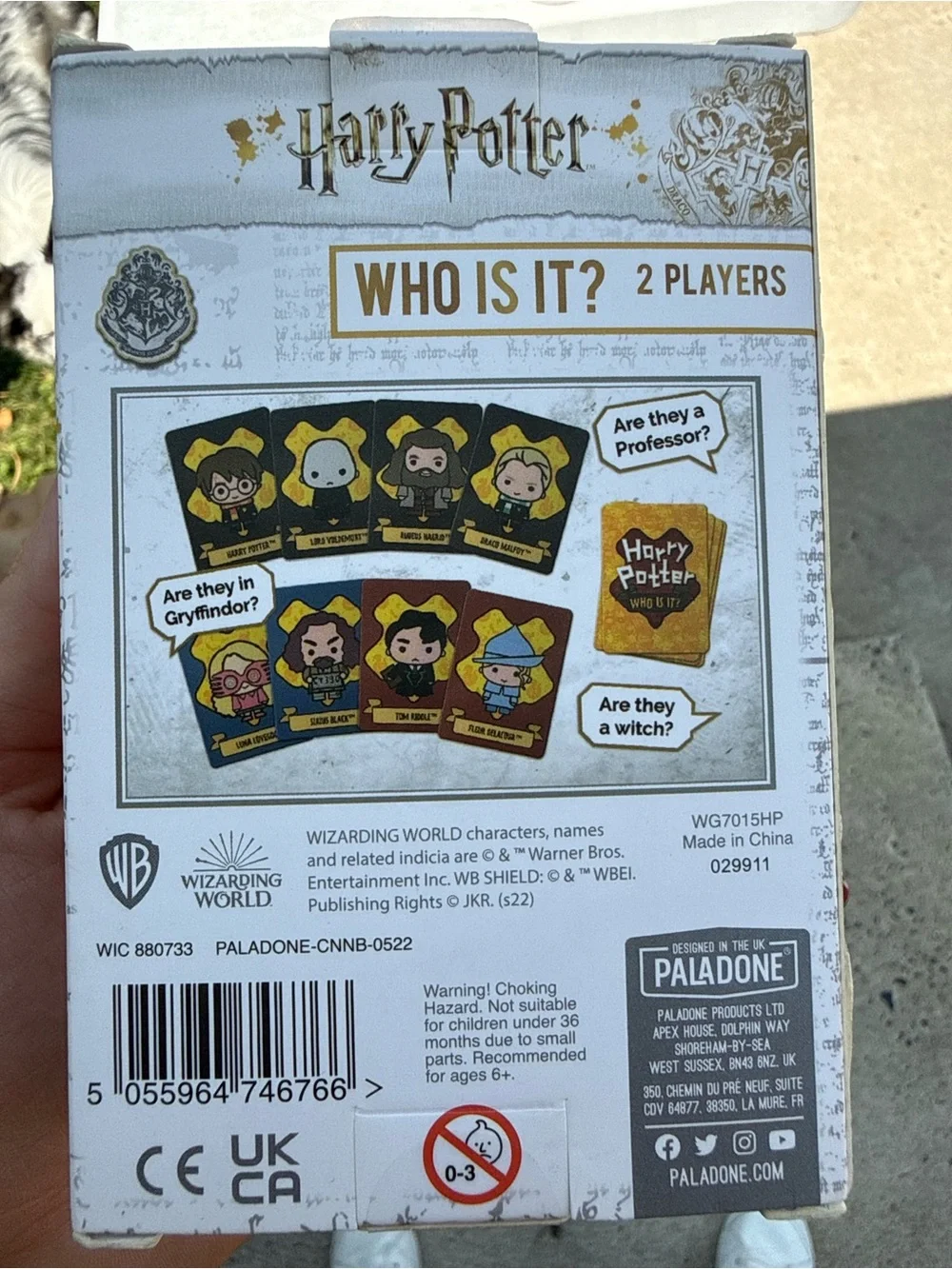 Harry Potter Who Is It? Card Game - Wizarding World (Brown)